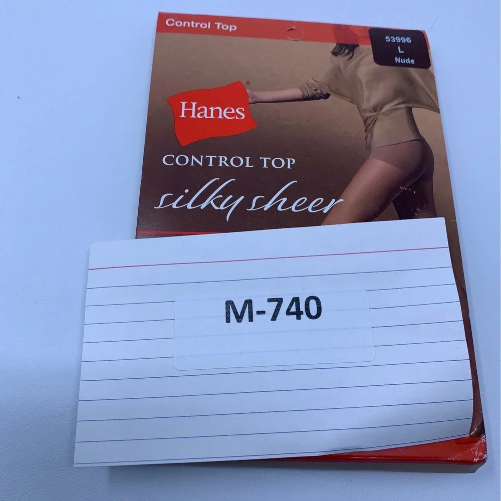 Hanes Womens Large Nude Silky Sheer Control Top Pantyhose 53996 NWT